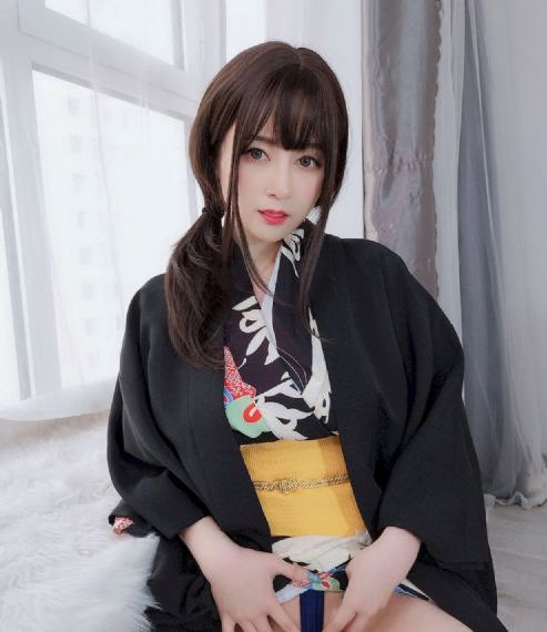 青青大草原久久揄拍片_BD韩语高清完整版
