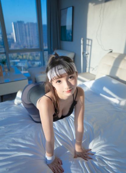 japanese丰满白嫩美女_剧情片神马影院手机在线