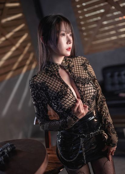 我操美女黑毛逼黄色视频_全集高清在线观看