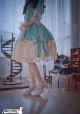 亲妺妺扒下内裤让我吃_1080神马影院在线