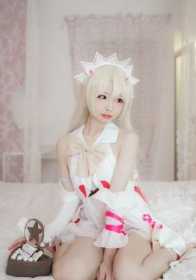 男孕一家四口漫画特别篇免费下拉_BD韩语天堂在线