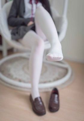 真实偷拍夫妇啪视频_720完整视频观看